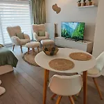 Met Tuintje Nabij Hond Welkom * Blankenberge