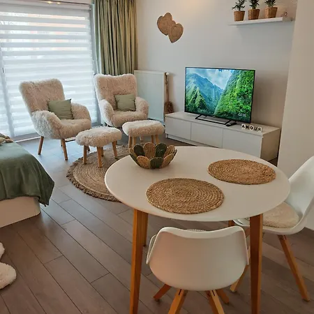 Met Tuintje Nabij Hond Welkom * בלנקנברג